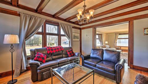 Pet-Friendly Sheboygan Home, 1 Mi to Lake Michigan - Foto 2
