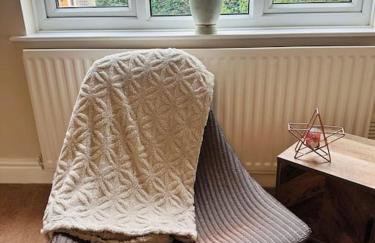 The Jennings - Photo 10