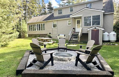 Quiet Family Friendly Home w/ Backyard [Owls Nest] - Foto 37