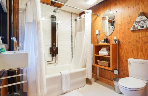 Treetop Hideaway, Sleeps 2 - Foto 47