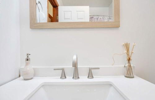 Spacious 3BR with Dock on Working Farm with Pool Table - Foto 28