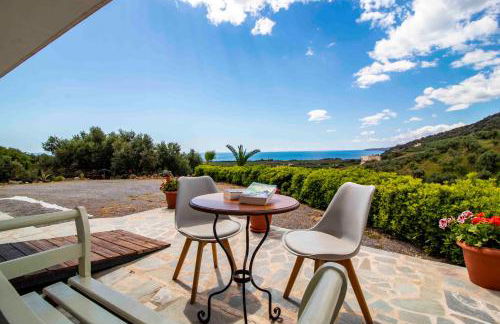 Konstantinos - Photo 1