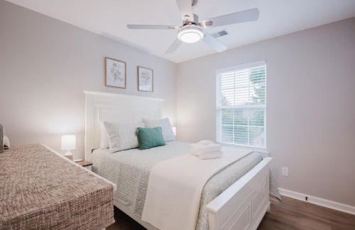 Lowcountry Lodge! In the heart of historic Old Town Bluffton SC - Foto 17