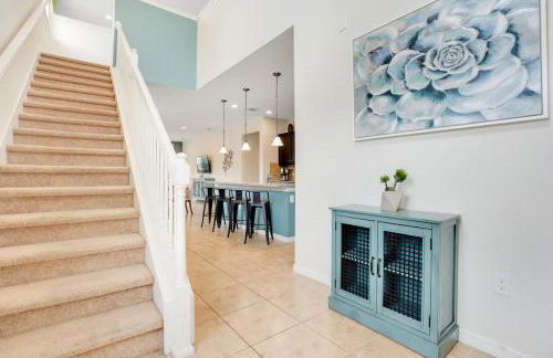 Large Themed Pool Home at Windsor at Westside - Photo 14