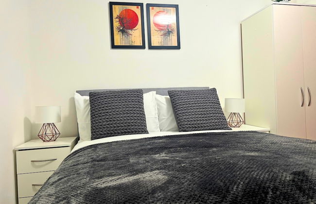 City Nearby - Parking - Wifi - Garden - Sleeps 4 - Foto 4