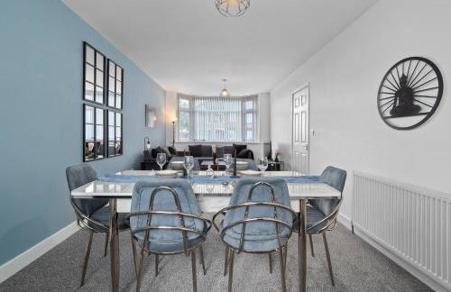 Comfortable 3BR Home, Driveway with Free Parking, Contractors-Family Welcome - Foto 6