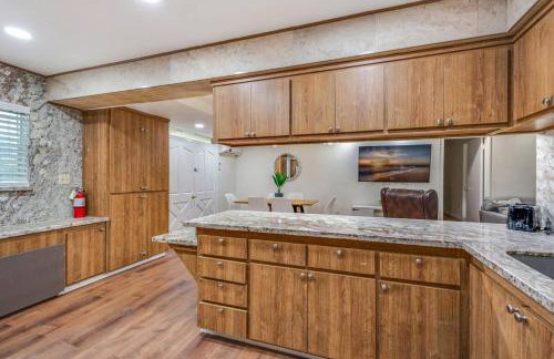 Newly Renovated Home Spacious Close 2 Hospital - Foto 20