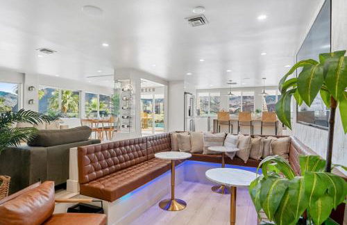 New Luxe Riverfront Home, Launch & Dock, Gamerooms - Foto 29