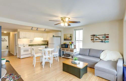 Cozy Delafield Apartment - Walk to Lake! - Foto 4
