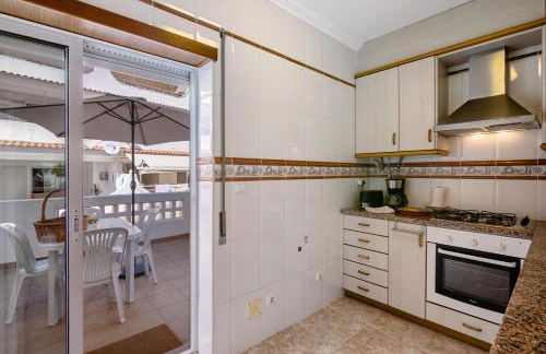 V2 a 400 m da Praia da Falésia - Foto 8