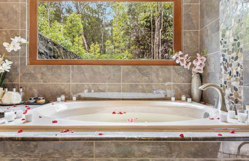 Volcano Tea House Cottage-SpaBath-HotTub-FirePlace - Foto 30