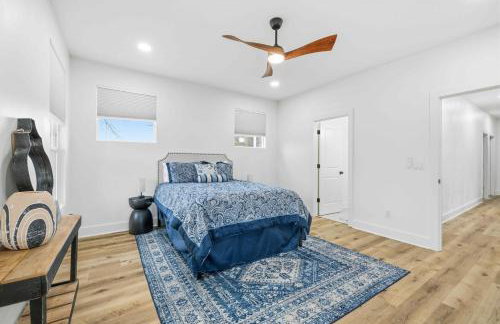 Near Indy Attractions • Deck • Patio • Fenced Yard - Photo 26