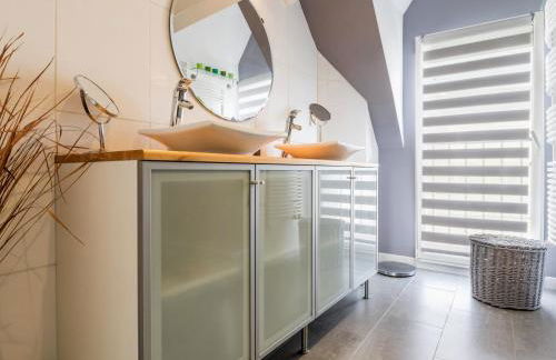 Gîte charmant à Guérande: 3 ch., jardin clos, proche plages et commerces, parking privé, wifi inclus - FR-1-306-1259 - Foto 4