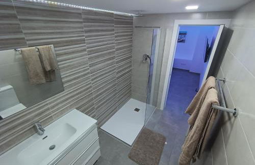 VIP Poolsuite Calafell - Foto 4