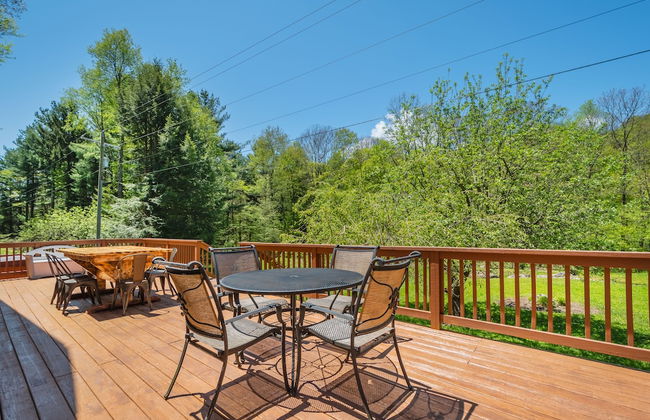 Cabin at Slope's Edge - Photo 17