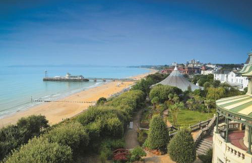 MOONGATE by BOURNECOAST - A Delightful Chalet Bungalow with a Garden and Parking - HB10672 - Foto 48