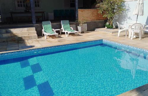 Cabo Frio, casa estilo colonial, ampla e confortável. - Foto 5