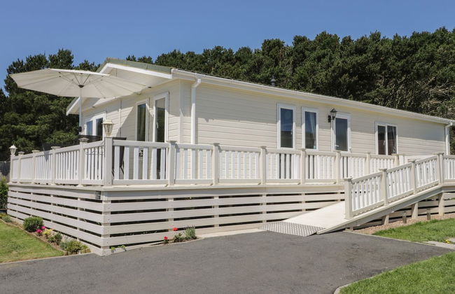 Jonstone Pines Lodge at Cayton Bay Holiday Park - Foto 1