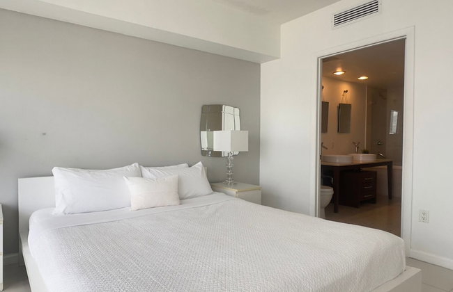 Miami Vacation Rentals - Brickell - Photo 3