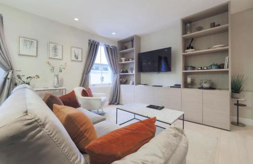 Luxury 3 Bedroom Flat in Maida Vale - Photo 1