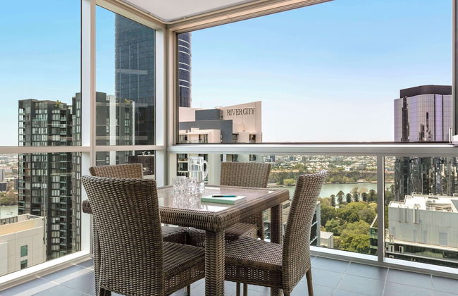 Oaks Brisbane Festival Suites - Photo 49