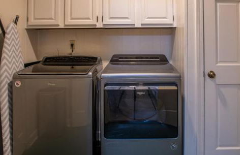 The Kirby House: King Bed, Hot Tub, Game Rooms, Gym - Foto 27