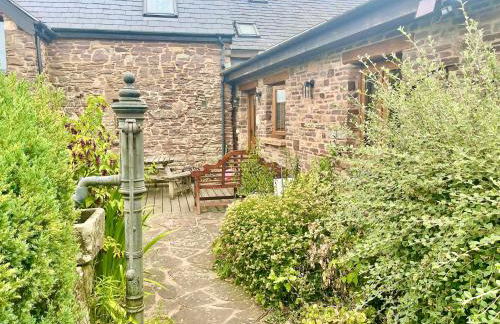 4 beautiful stone built barns sleeping 17 people - Foto 13