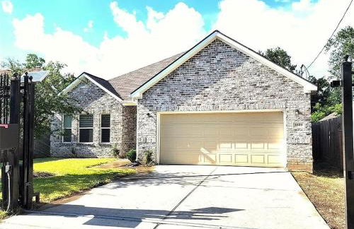 Stunning 3BR Home Near Downtown Houston - Sleeps 8 - Foto 2