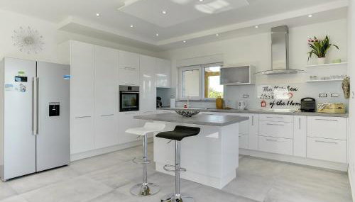 Traumhafte Villa mit privatem Pool, Sauna, Meerblick - Foto 5