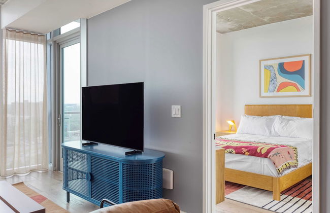 Sleeps 34! 11 Condos in New Austin High Rise w/ Rooftop Pool, Gym, Yoga Studio - Foto 34