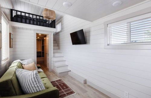 Convient tiny home private deck - Foto 13