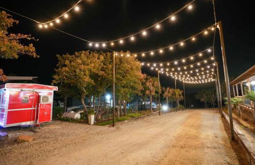 Unique Cabin Sauna Hot Tub FirePit Games - Foto 59