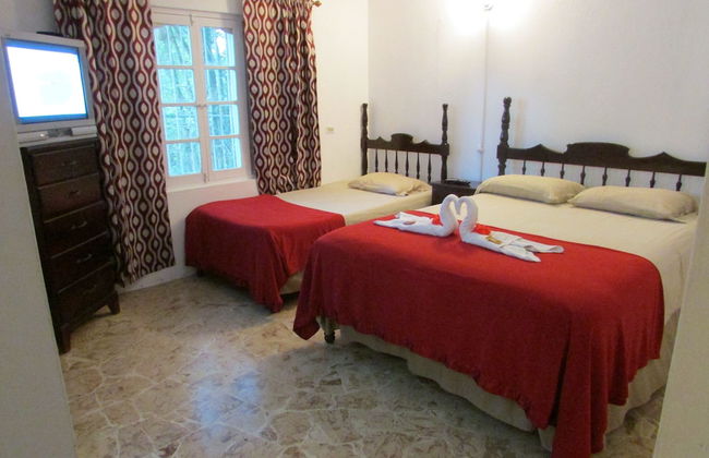 Ocean Wave Villa - Photo 2