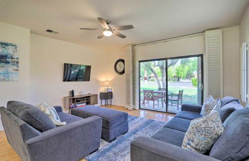 Access to 33 Pools Cathedral City Condo with Patio - Foto 2