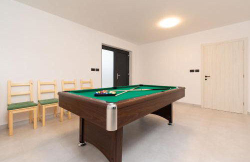 Modern 300m2 Villa - King Beds & Leisure Zone - Foto 79