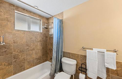 Spacious Desert Getaway! - Photo 35