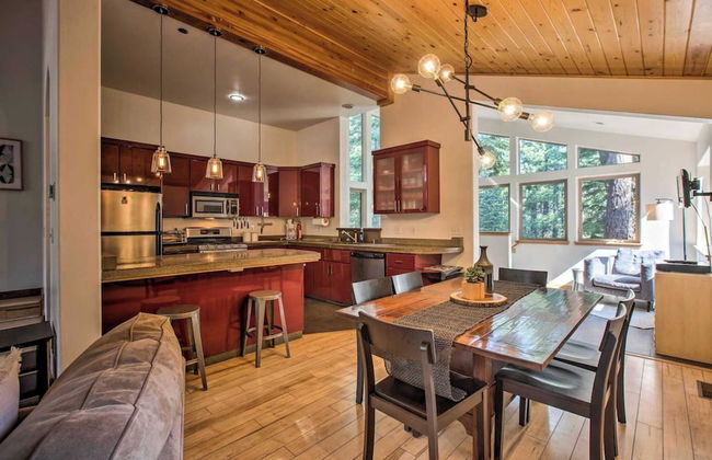 Moosetrack by Avantstay Cozy Cabin In The Of Tahoe Donner w/ Hot Tub - Foto 6