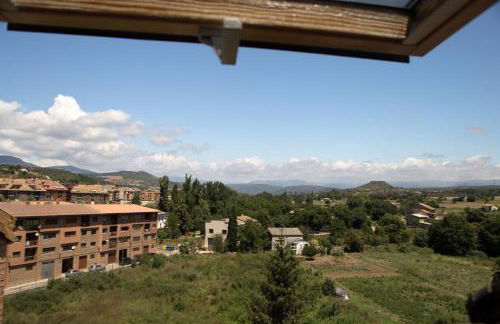 Ático con terraza en Graus-Pirineo de Huesca - Foto 4