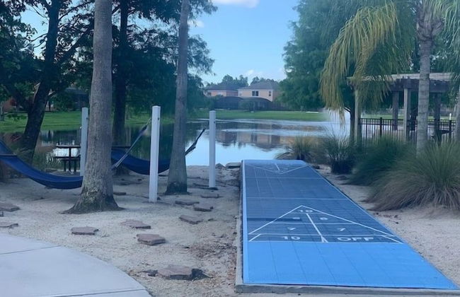 3br, 2.5ba Townhome W/ Lake View, Sunny Rear Yard 3 Bedroom Townhouse by RedAwning - Foto 28