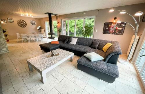 Villa 250m2 avec PISCINE chauffée & SPA & kota-grill & sauna - Foto 48