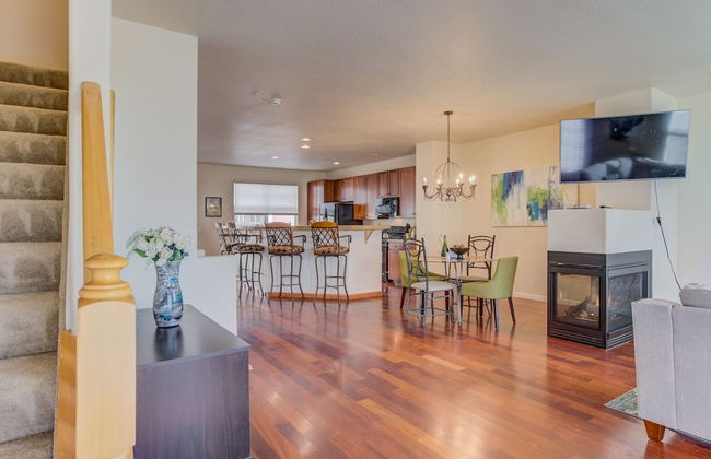 Urban Practicality! 3 Beds, Patios & Dog Friendly - Photo 29