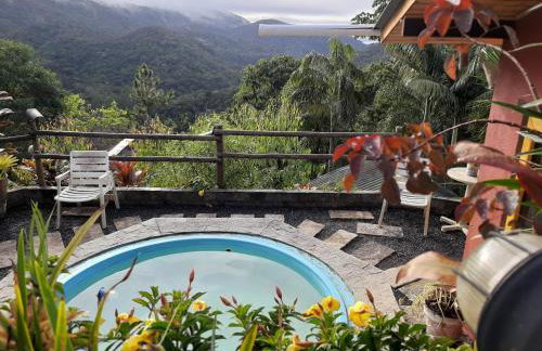 Chalé Pakere Bellavista - visão magnífica do vale e montanhas a mais de mil metros de altitude, wi-fi, sauna, piscina e água de nascente - locação do chalé sem prestação de serviços - Foto 39