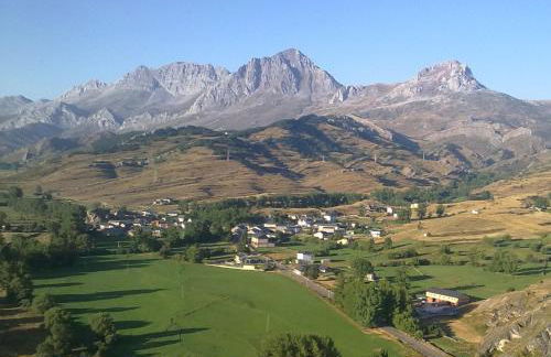 Bajo los nidos 2 - Foto 29