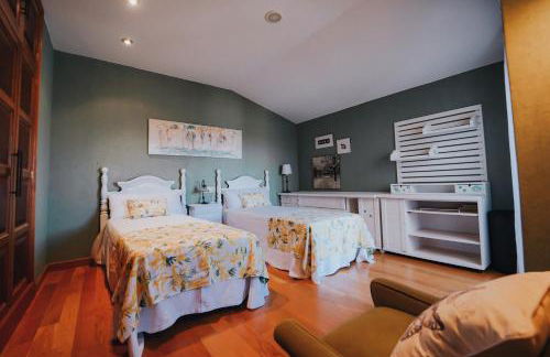 Villa con piscina a pie de playa - Foto 46