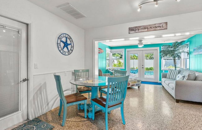 Home with Pool & Hot Tub Close to Beach - Foto 33