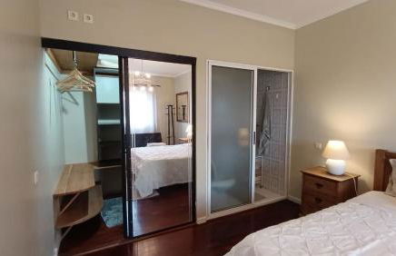 Ben House, private parking - Photo 4