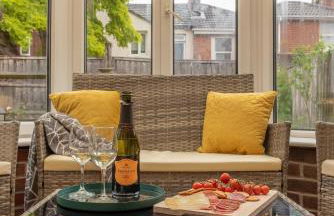 3 Bed Spacious Stylish House, Southampton - Off Road Parking & Private Garden - Sleeps 7, Close to City Centre - by Blue Puffin Stays - Photo 11