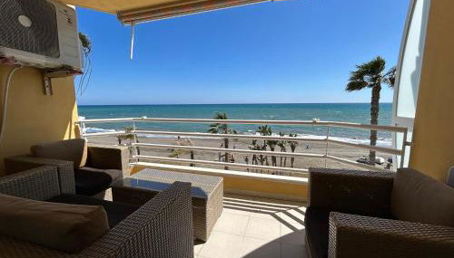 APARTAMENTO FRENTE AL MAR,PRIMERA LINEA DE PLAYA - Photo 2