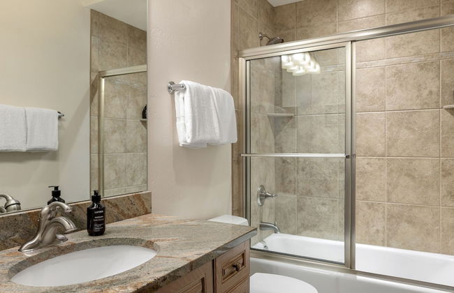 Top of the Village - Foto 73