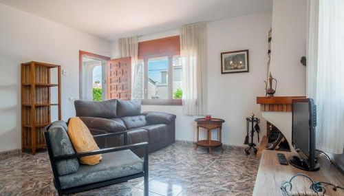 Preciosa casa con un enorme jardín - Foto 2